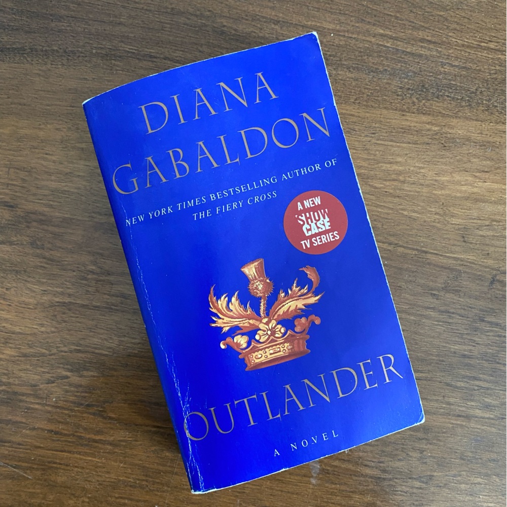 ✨2for$10✨ - Outlander by Diana Gabaldon book 1 in series